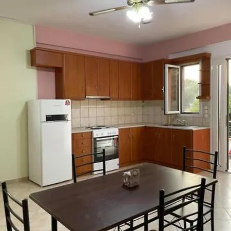 公寓 Spacious Quiet For Relaxed Holidays 1 *